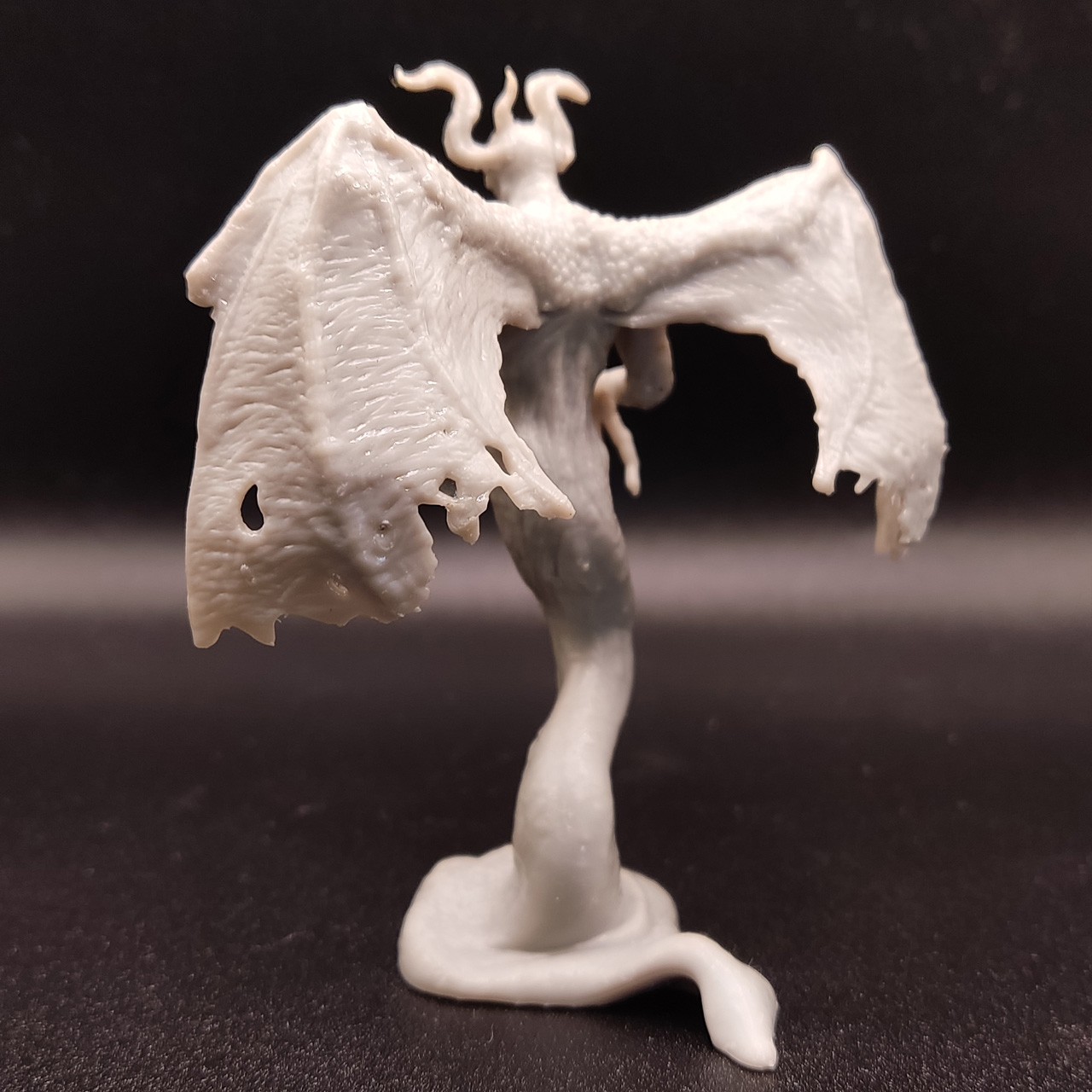 shadow_demon_gris_04